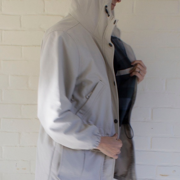Feather White Classic All Weather Woolrich Coat - Picture 3 of 8